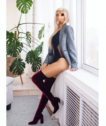 Ангелина, 21 год